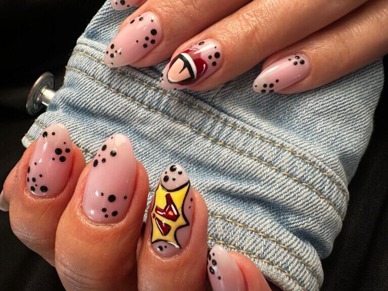 Diseño de uñas en acrílico Rolling Stones